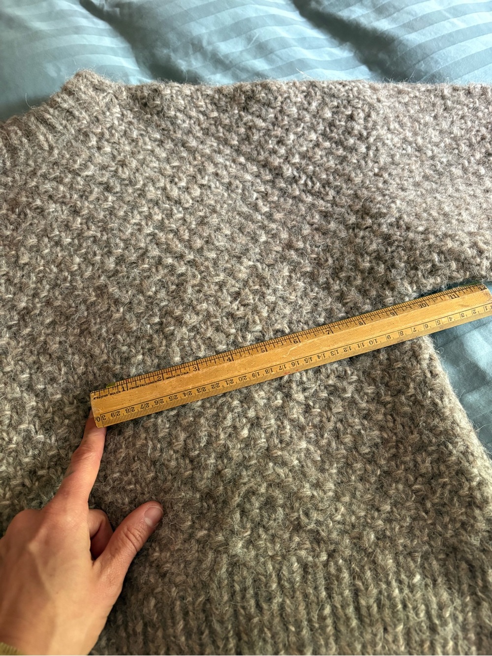 Ozma Gia Hand Knit Alpaca Sweater in Shrub - Picture 6 of 10